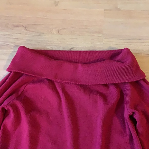 Max Edition Sweater - Picture 4 of 7